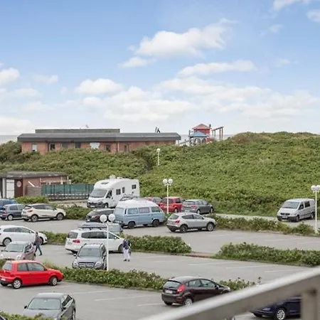 Wes2 17 New Port Apartmán *